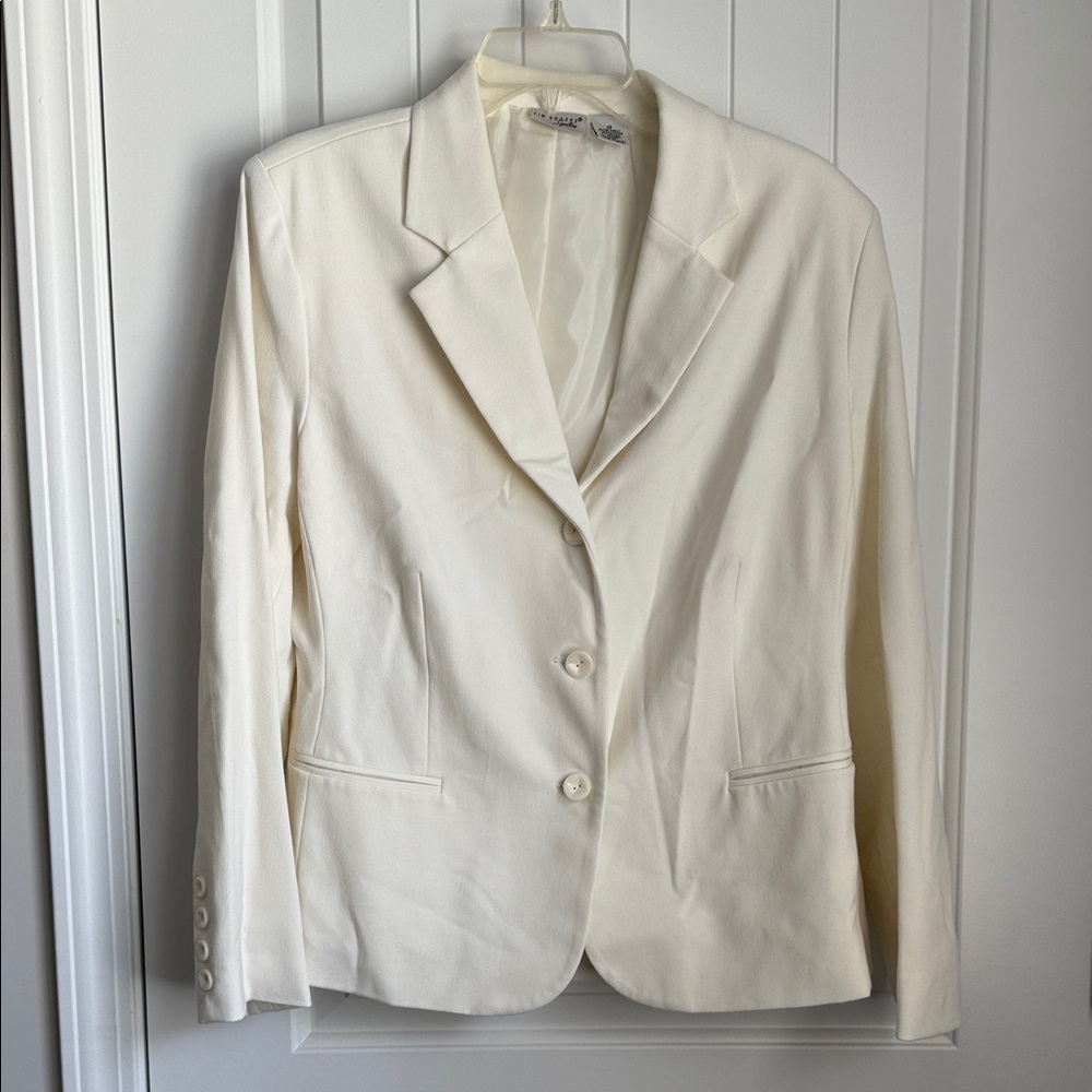 Kim Rogers Cream Suit - Picture 2 of 8